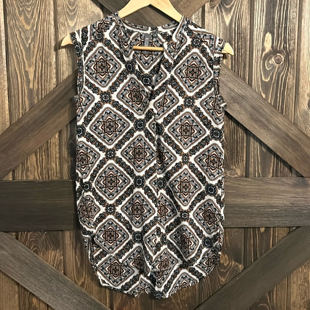 EUC Allison Joy Printed Tank size small